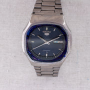 Vintage Seiko 5 7009-8210 Automatic 17J Blue Dial Day Date Wristwatch