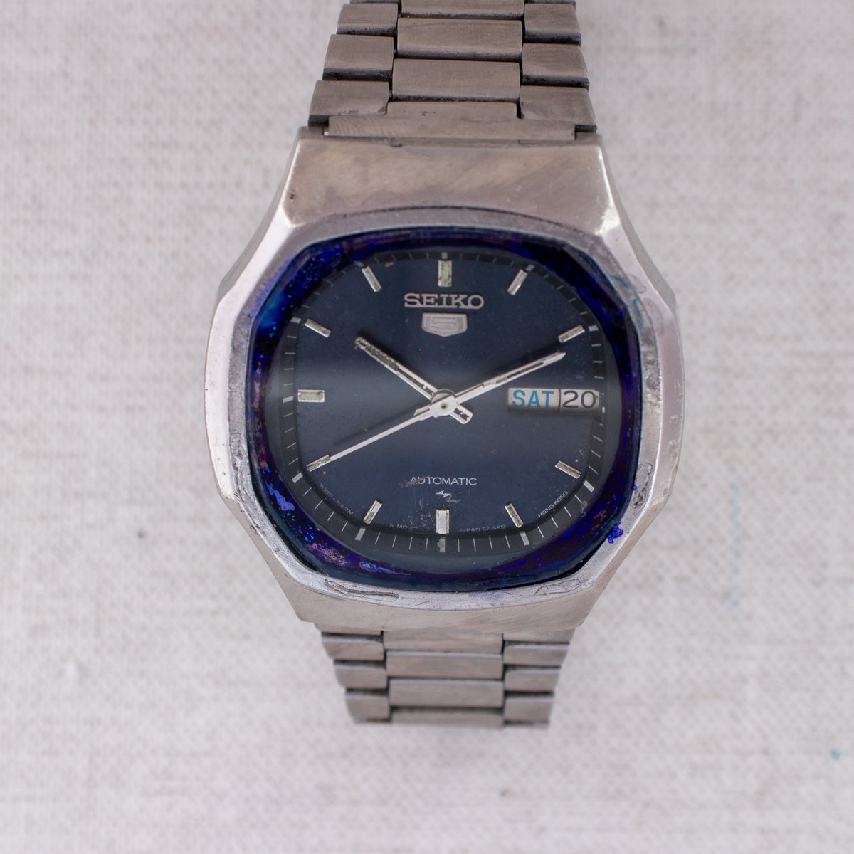 Vintage Seiko 5 7009-8210 Automatic 17J Blue Dial Day Date Wristwatch
