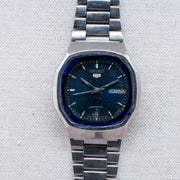 Vintage Seiko 5 7009-8210 Automatic 17J Blue Dial Day Date Wristwatch