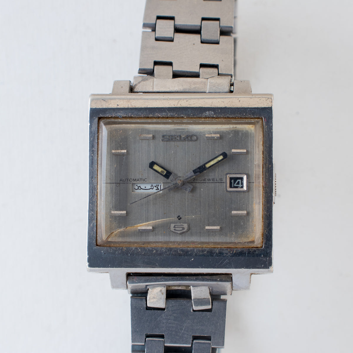 Vintage Seiko 5 6119-5000 Automatic 21J Silver Dial Day Date Wristwatch