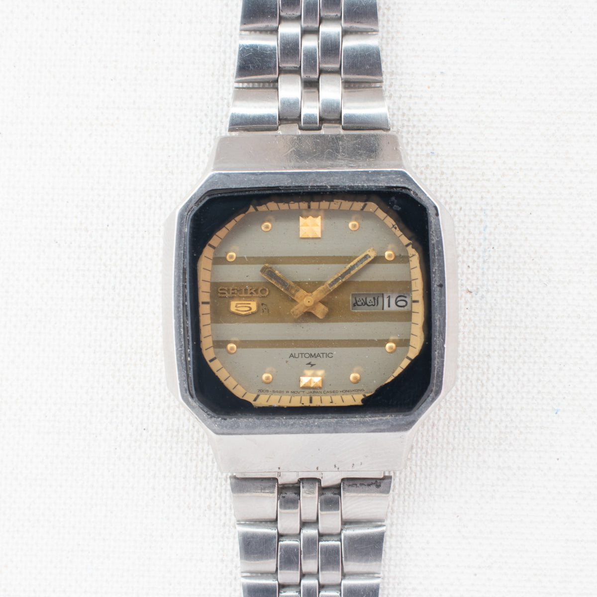 Vintage Seiko 5 7009-5330 Automatic 17J Silver Dial Day Date Wristwatch