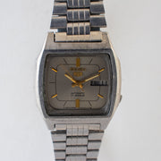 Vintage Seiko 5 7009-5862 Automatic 17J Silver Dial Day Date Wristwatch