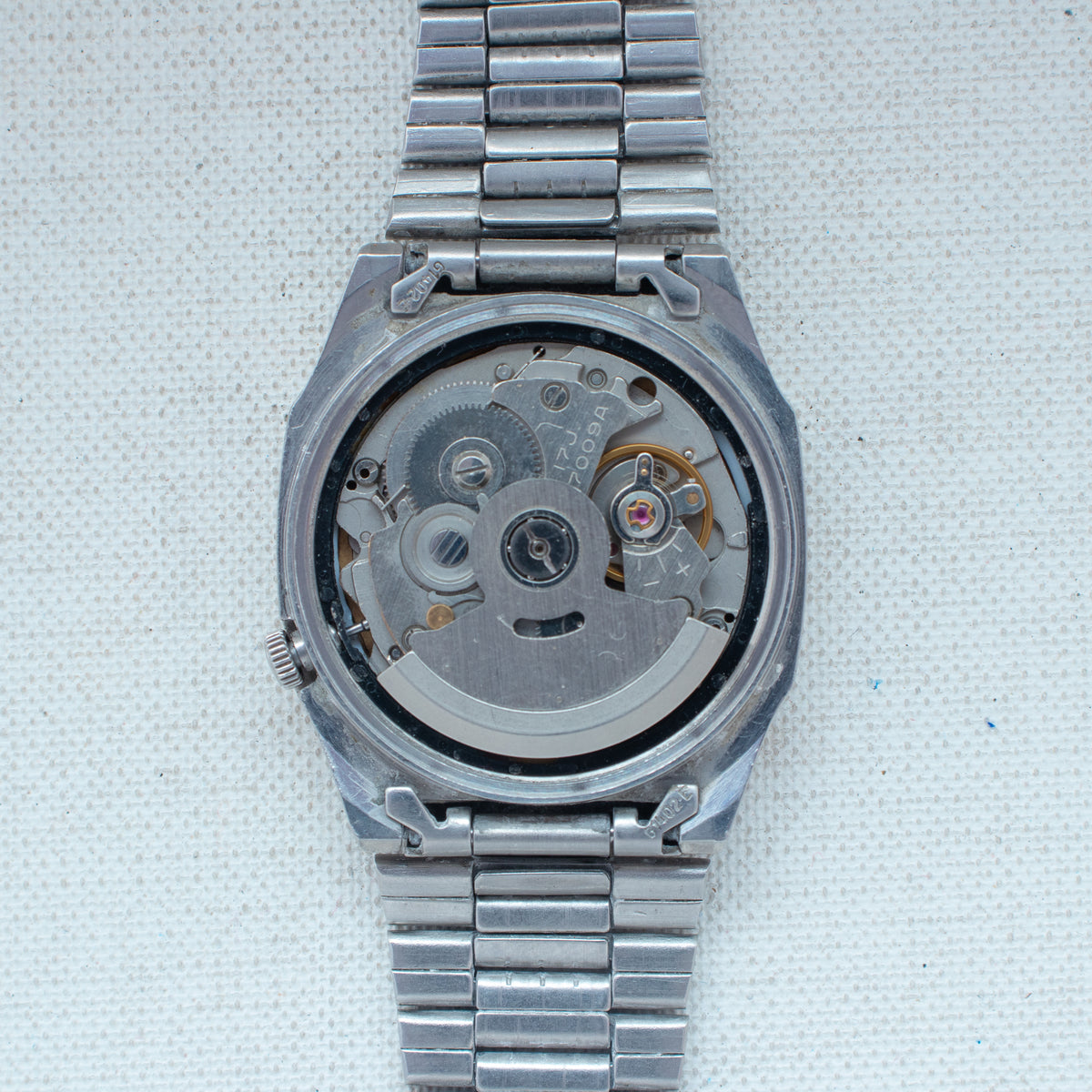 Vintage Seiko 5 7009-5862 Automatic 17J Silver Dial Day Date Wristwatch