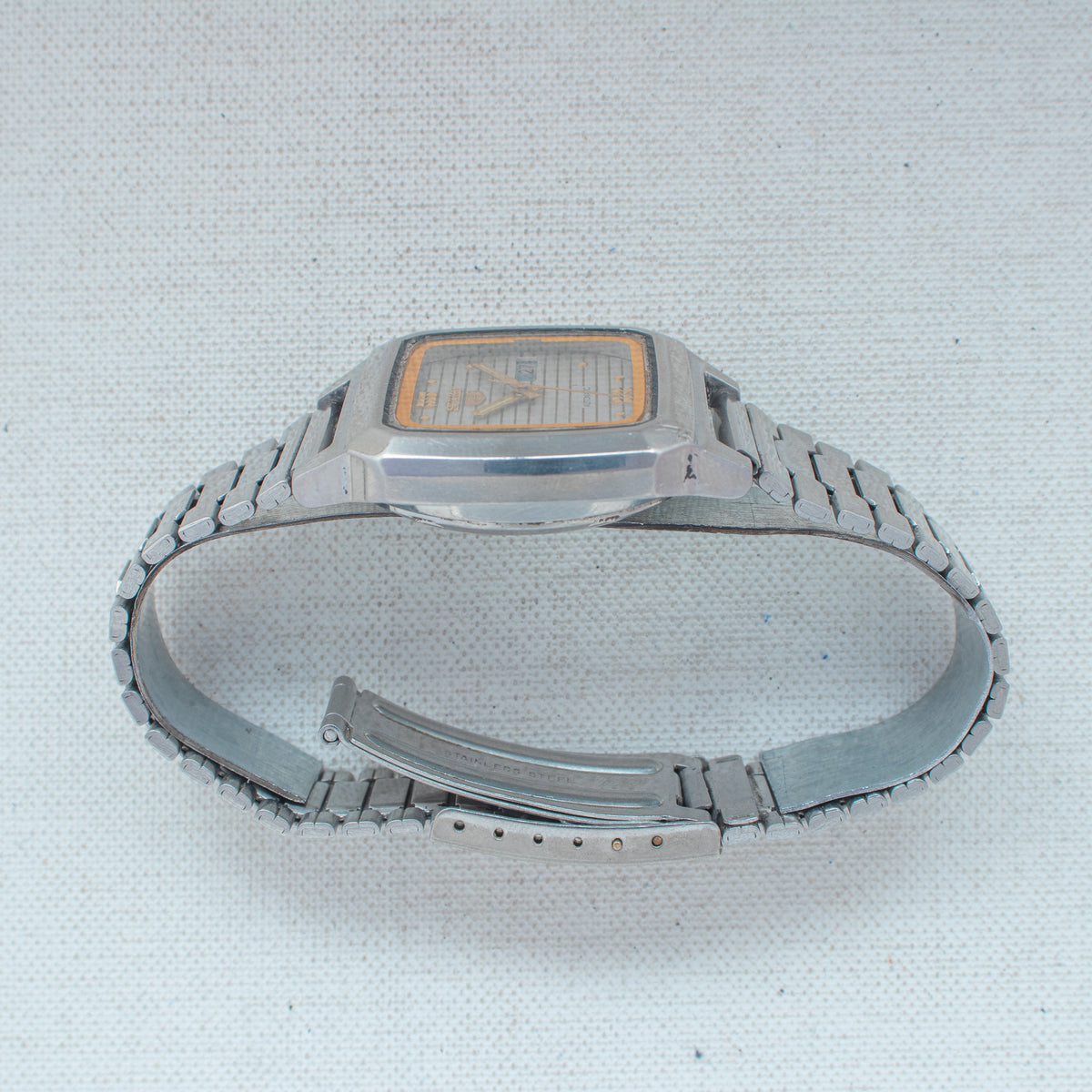 Vintage Seiko 5 7009-592J Automatic 17J Silver Dial Day Date Wristwatch