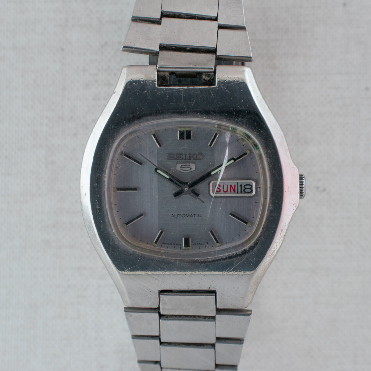 Vintage Seiko 5 6309-5320 Automatic 17J Silver Dial Day Date Wristwatch