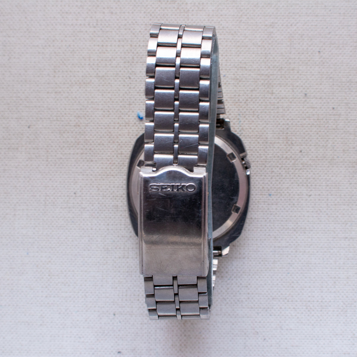 Vintage Seiko 5 7009-5110 Automatic 17J White Dial Day Date Wristwatch