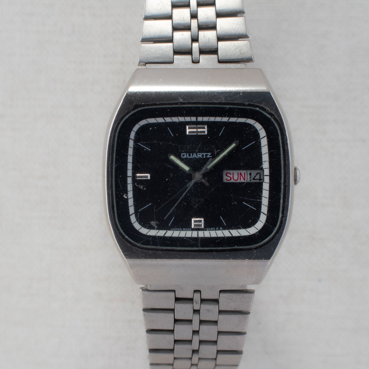 Vintage Seiko SQ 8223-508A Quartz Blue Dial Day Date Wristwatch