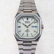 Vintage Seiko SQ 8229-5030 Quartz White Dial Day Date Wristwatch