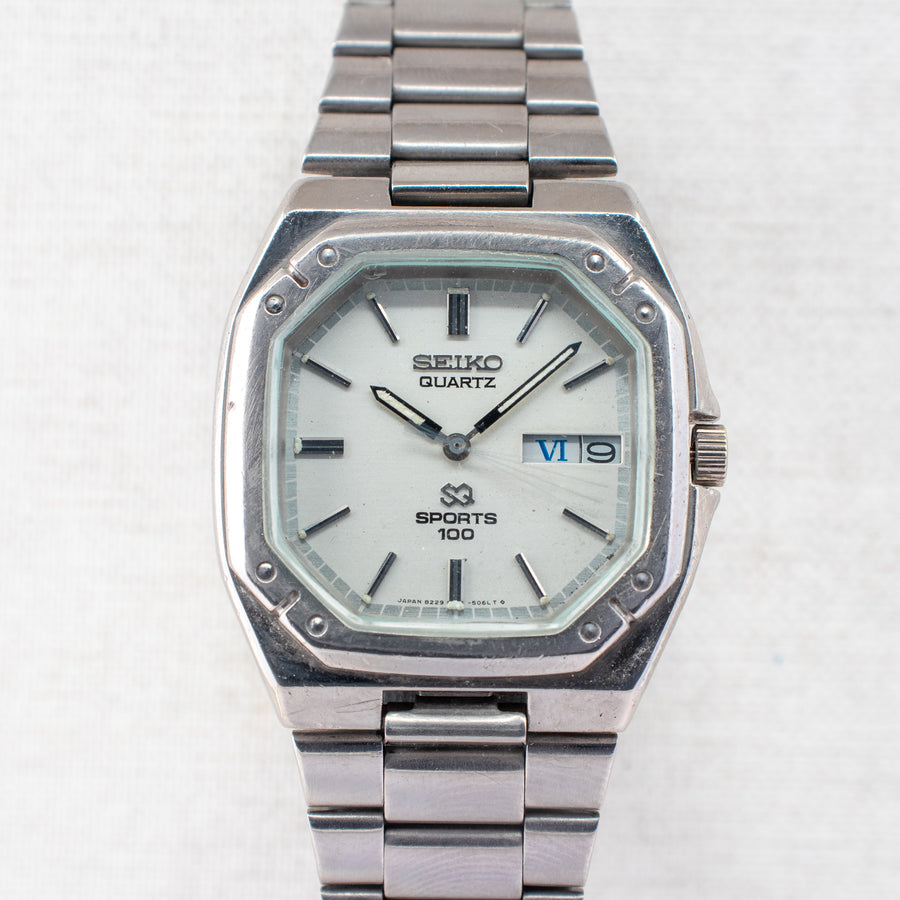 Vintage Seiko SQ 8229-5030 Quartz White Dial Day Date Wristwatch