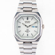 Vintage Seiko SQ 8229-5030 Quartz White Dial Day Date Wristwatch