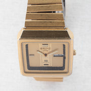 Vintage Seiko SQ 8223-5260 Quartz Gold Dial Day Date Wristwatch
