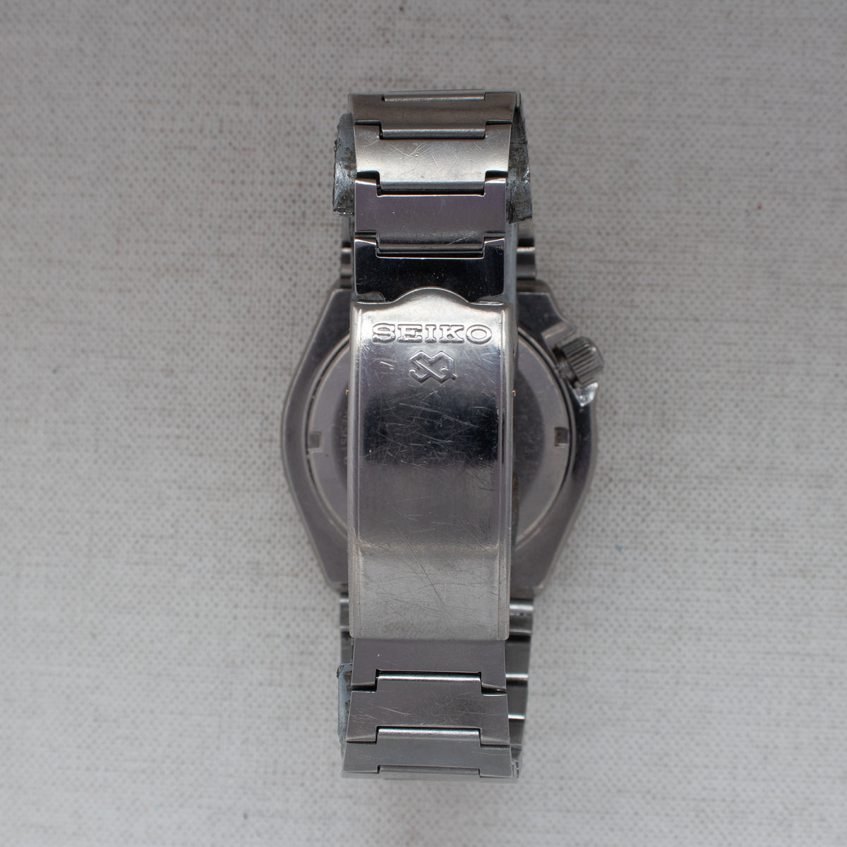 Vintage Seiko Sports 100 7546-703A Quartz Black Dial Day Date Wristwatch