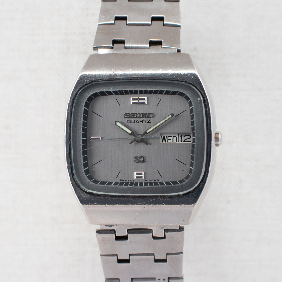 Vintage Seiko SQ 8223-5080 Quartz Silver Dial Day Date Wristwatch