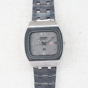 Vintage Seiko SQ 8223-5080 Quartz Silver Dial Day Date Wristwatch