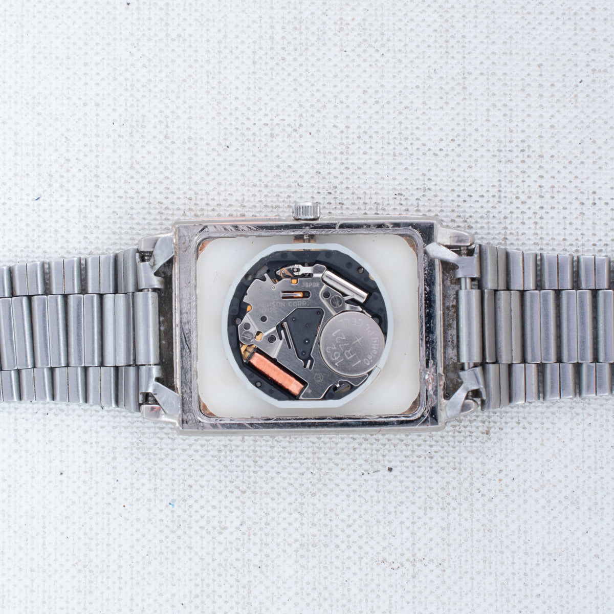 Vintage Seiko 7N01-0EA0 Quartz Silver Dial Date Wristwatch