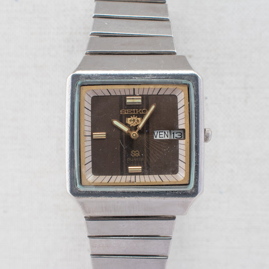 Vintage Seiko SQ 8223-526A Quartz Brown Dial Day Date Wristwatch