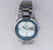 Vintage Seiko SQ 8223-8050 Quartz Silver Dial Day Date Wristwatch