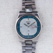 Vintage Seiko SQ 8223-8050 Quartz Silver Dial Day Date Wristwatch