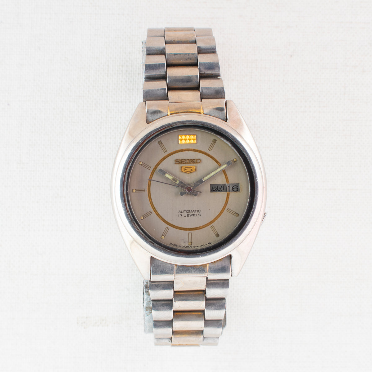 Vintage Seiko 5 7009-8740 Automatic 17J Silver Dial Day Date Wristwatch