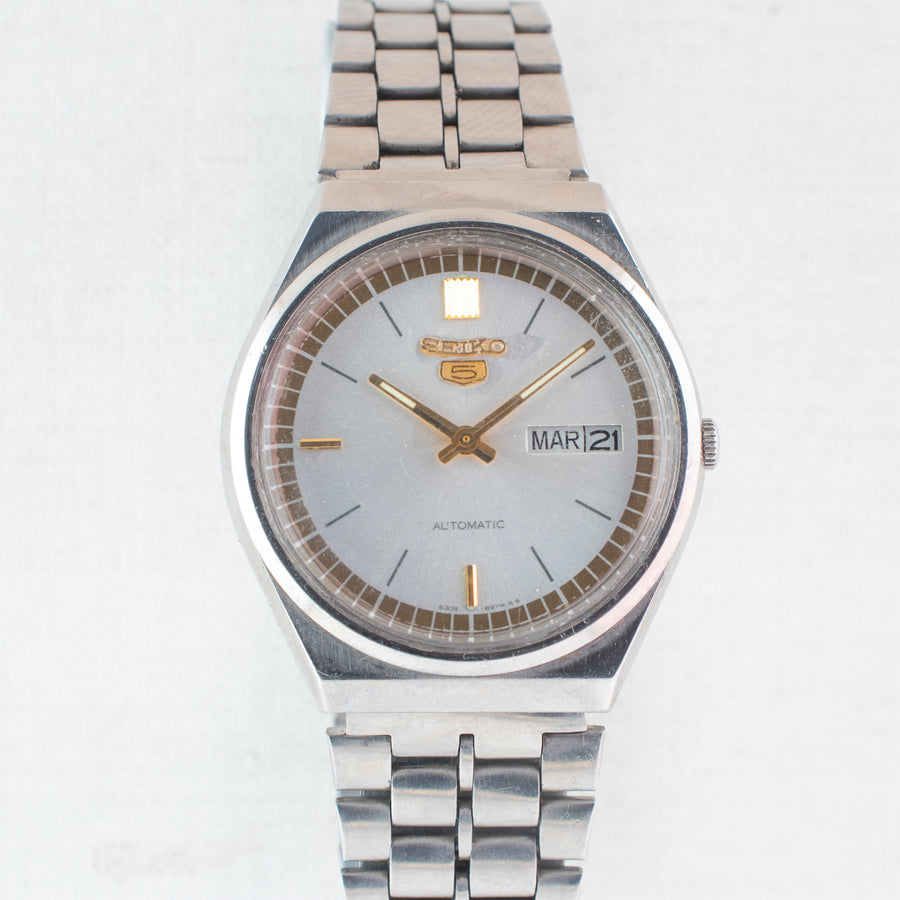 Vintage Seiko 5 6309-8960 Automatic 17J White Dial Day Date Wristwatch