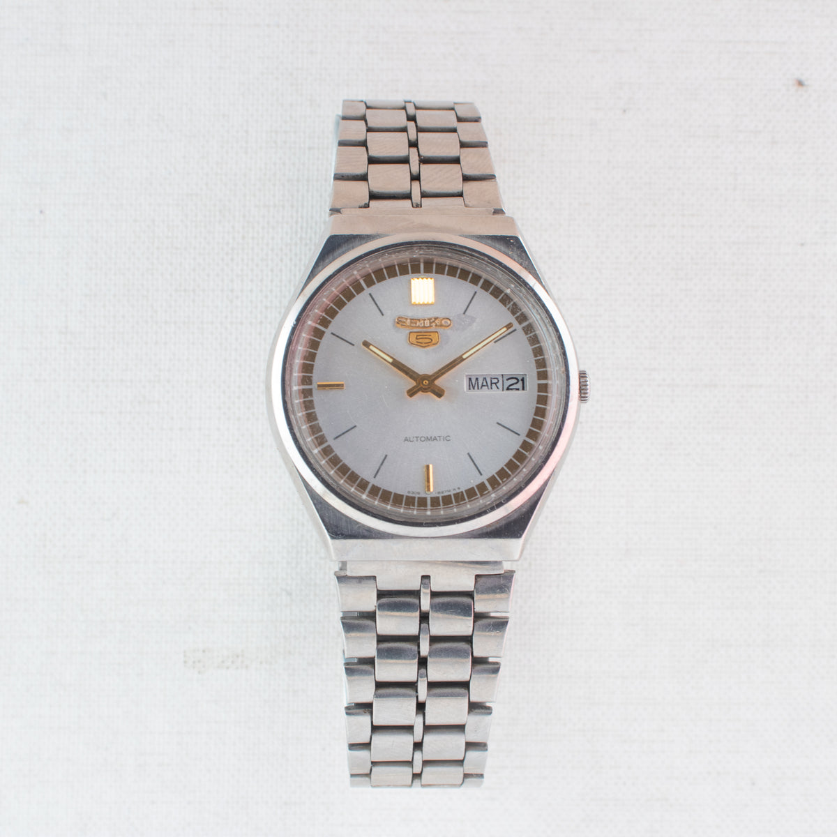 Vintage Seiko 5 6309-8960 Automatic 17J White Dial Day Date Wristwatch