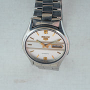 Vintage Seiko 5 7009-3100 Automatic 17J Silver Dial Day Date Wristwatch