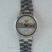 Vintage Seiko 5 7009-3100 Automatic 17J Silver Dial Day Date Wristwatch
