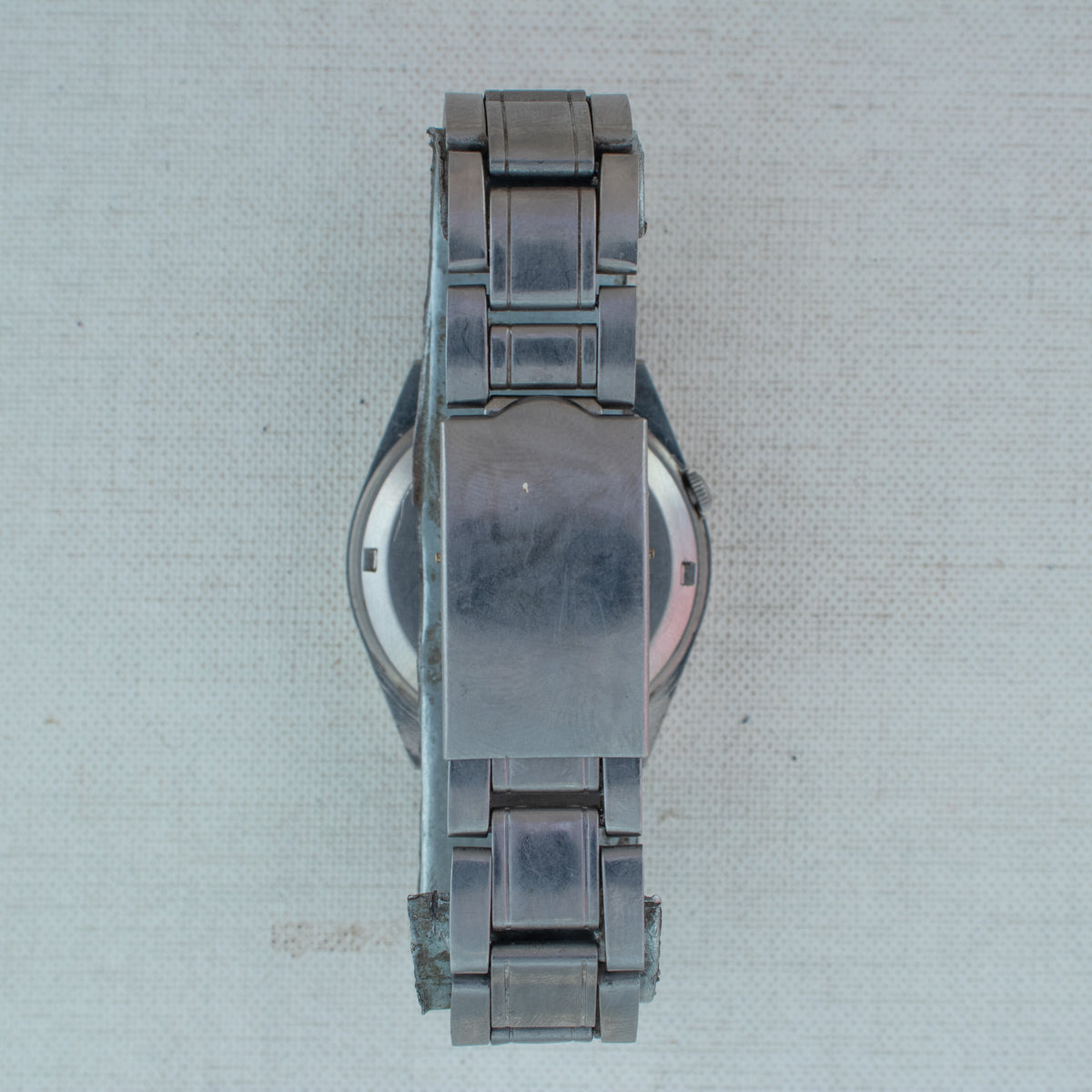 Vintage Seiko 5 7S26-6000 Automatic 21J White Dial Day Date Wristwatch