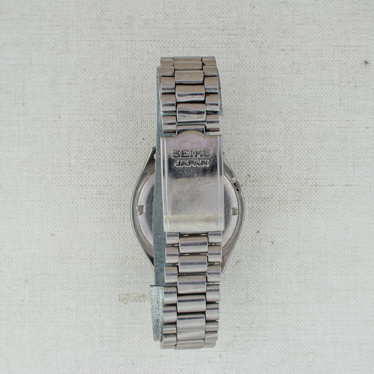 Vintage Seiko 5 7009-8211 Automatic 17J Silver Dial Day Date Wristwatch