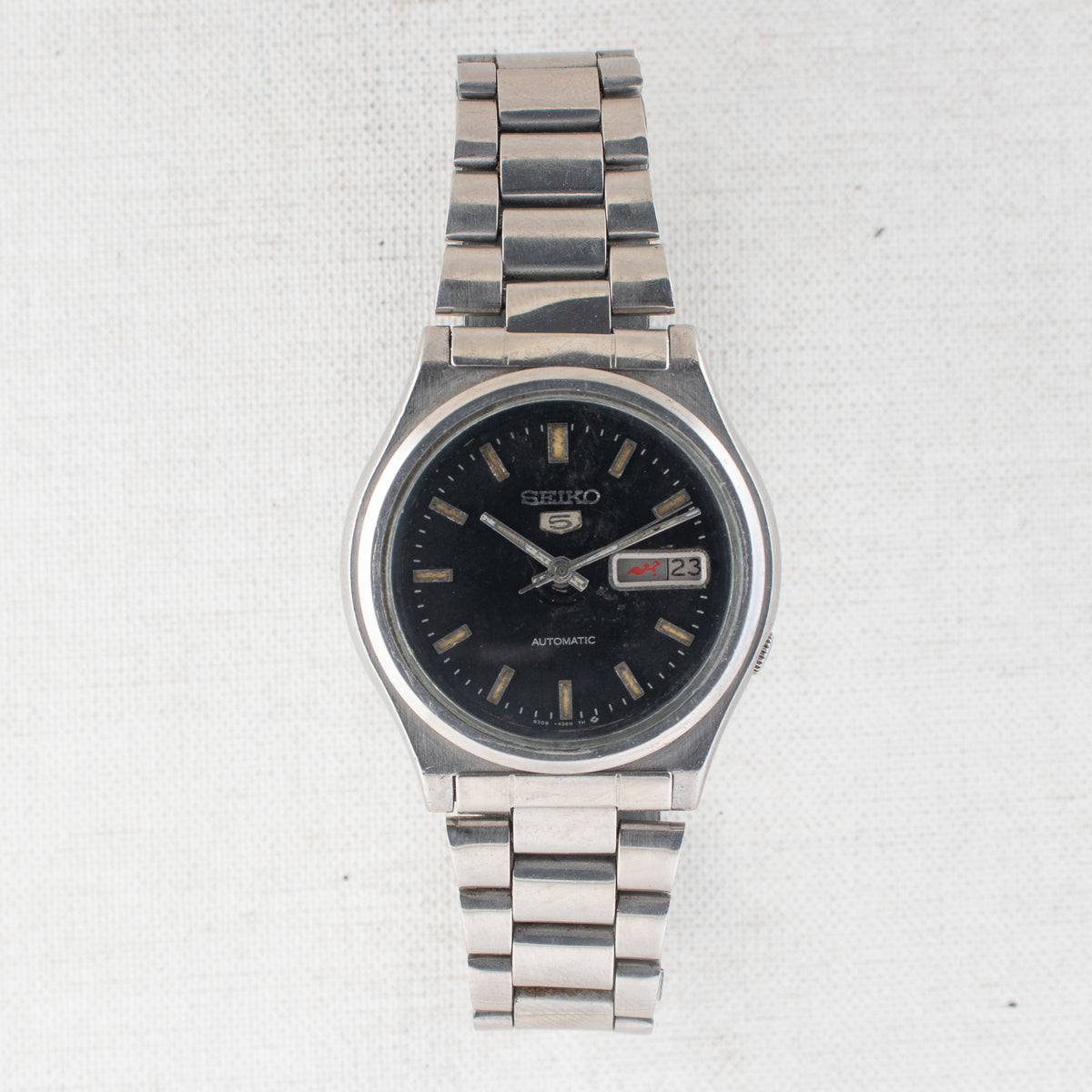 Vintage Seiko 5 6309-8230 Automatic 17J Black Dial Day Date Wristwatch