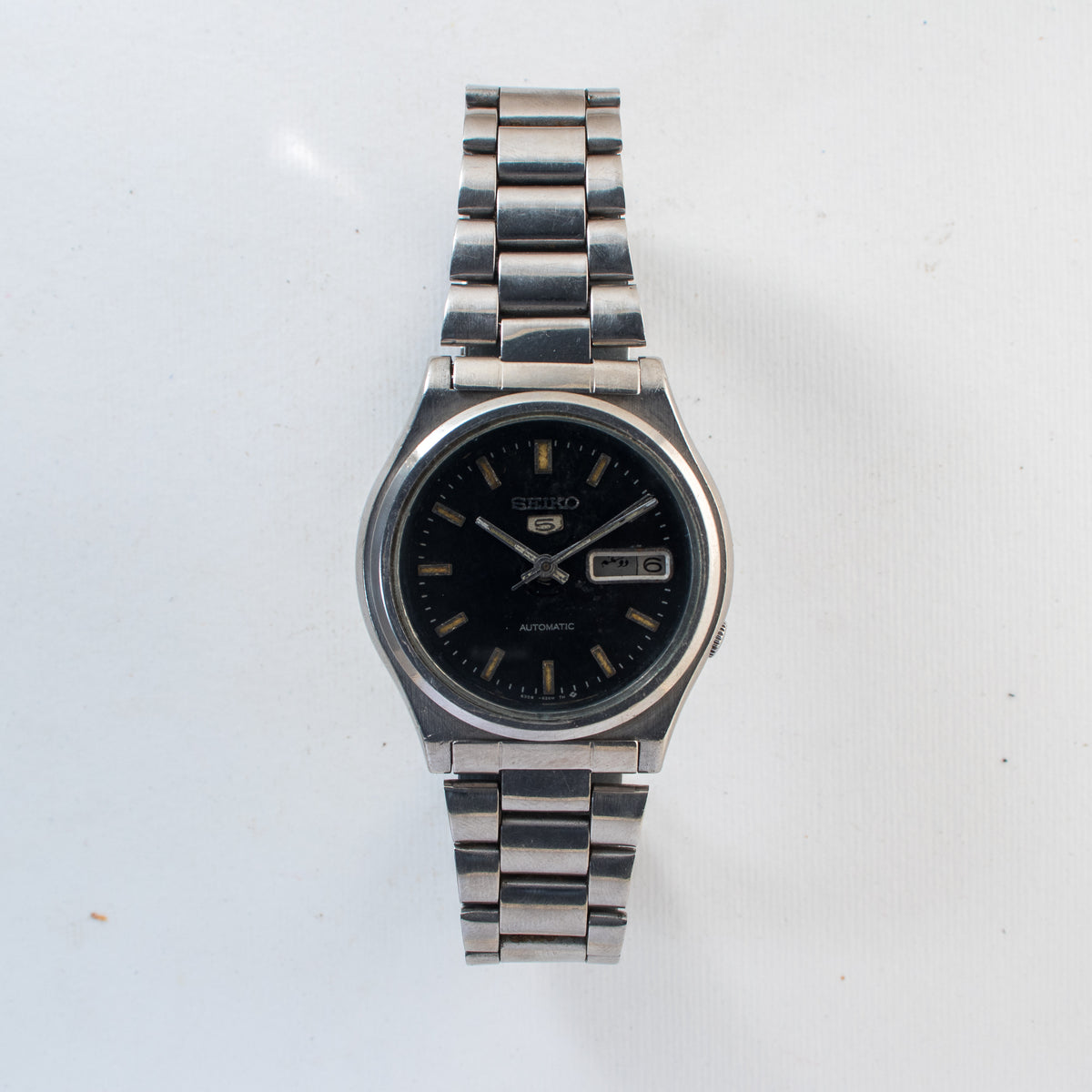 Vintage Seiko 5 6309-8230 Automatic 17J Black Dial Day Date Wristwatch