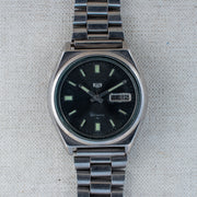 Vintage Seiko 5 7009-876J Automatic 17J Black Dial Day Date Wristwatch