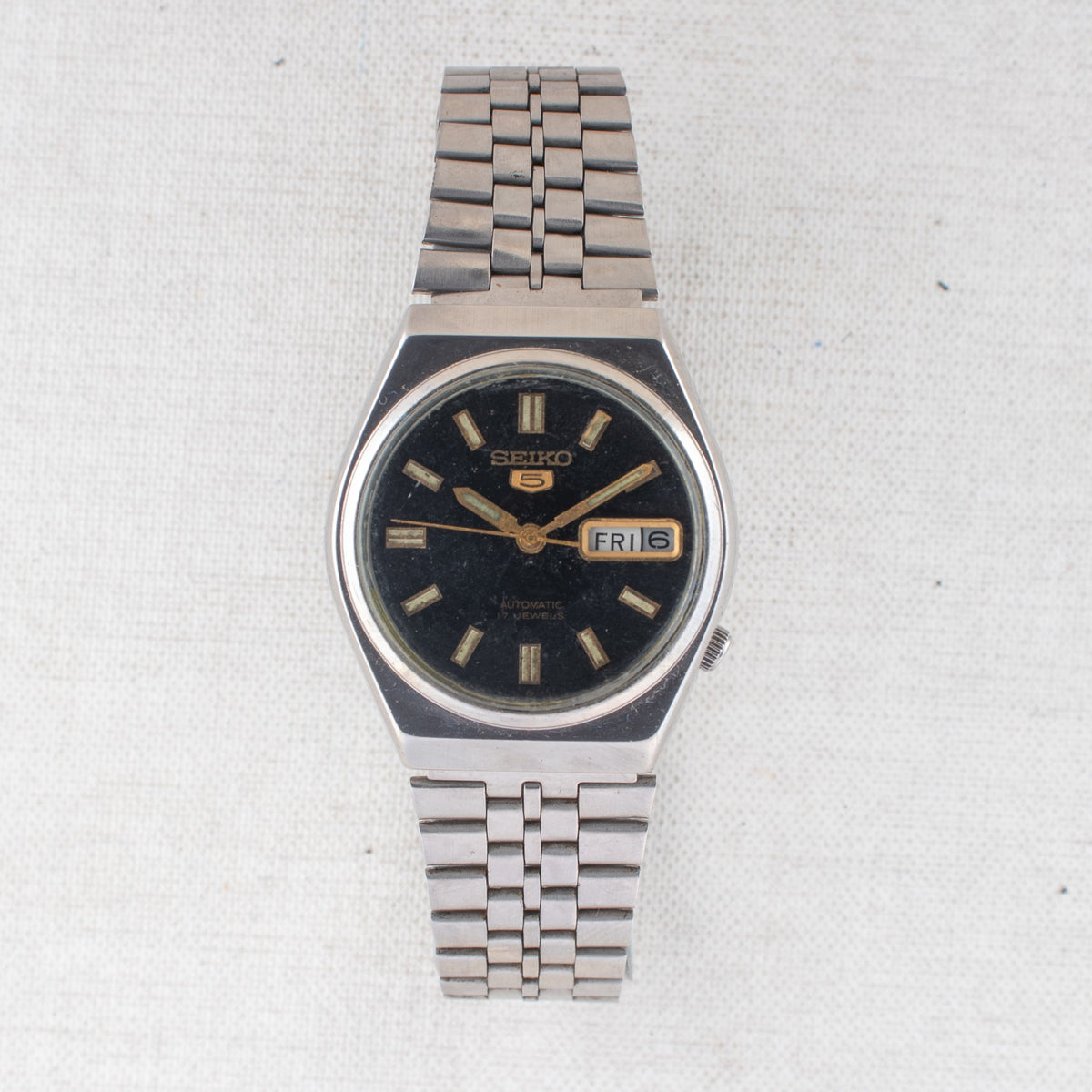 Vintage Seiko 5 6309-8820 Automatic 17J Black Dial Day Date Wristwatch