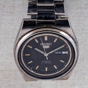 Vintage Seiko 5 7009-7031 Automatic 21J Black Dial Day Date Wristwatch
