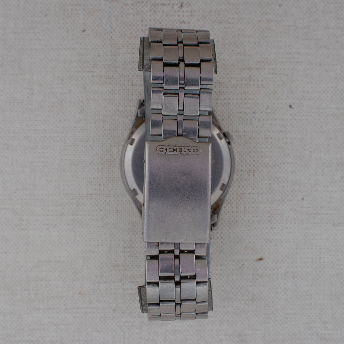 Vintage Seiko 5 7009-3100 Automatic 17J Black Dial Day Date Wristwatch