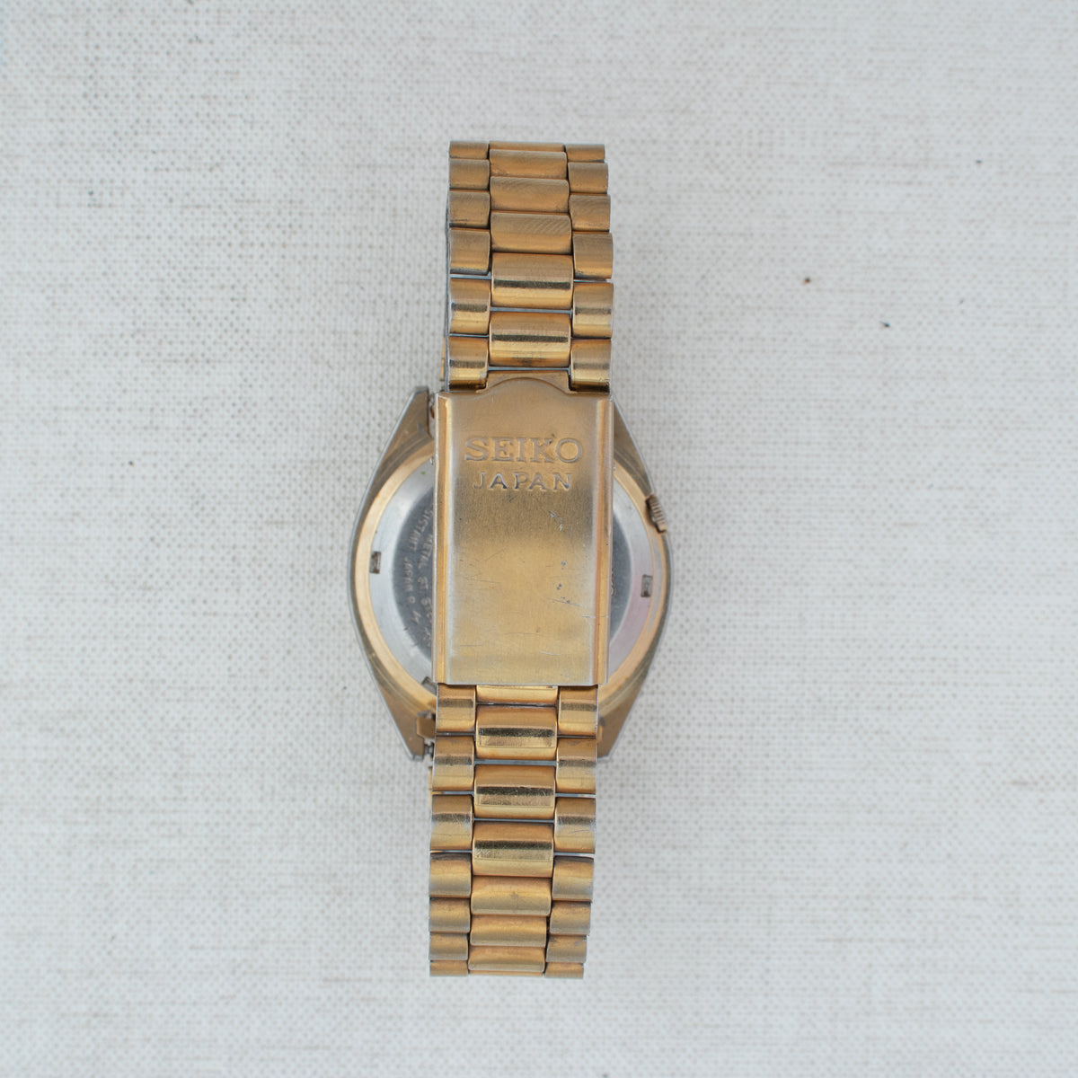 Vintage Seiko 5 7009-3171 Automatic 17J Gold Dial Day Date Wristwatch