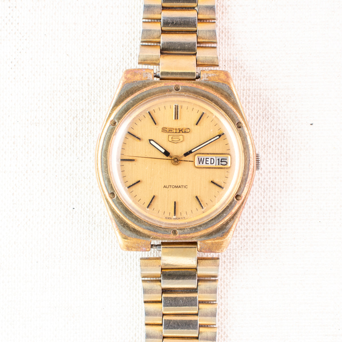 Vintage Seiko 5 6309-8150 Automatic 17J Gold Dial Day Date Wristwatch