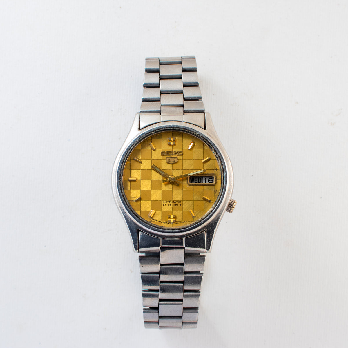 Vintage Seiko 5 7019-8180 Automatic 21J Gold Dial Day Date Wristwatch