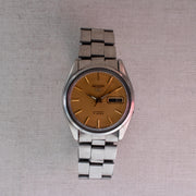 Vintage Seiko 5 7009-821J Automatic 17J Gold Dial Day Date Wristwatch