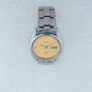Vintage Seiko 5 7009-821J Automatic 17J Gold Dial Day Date Wristwatch