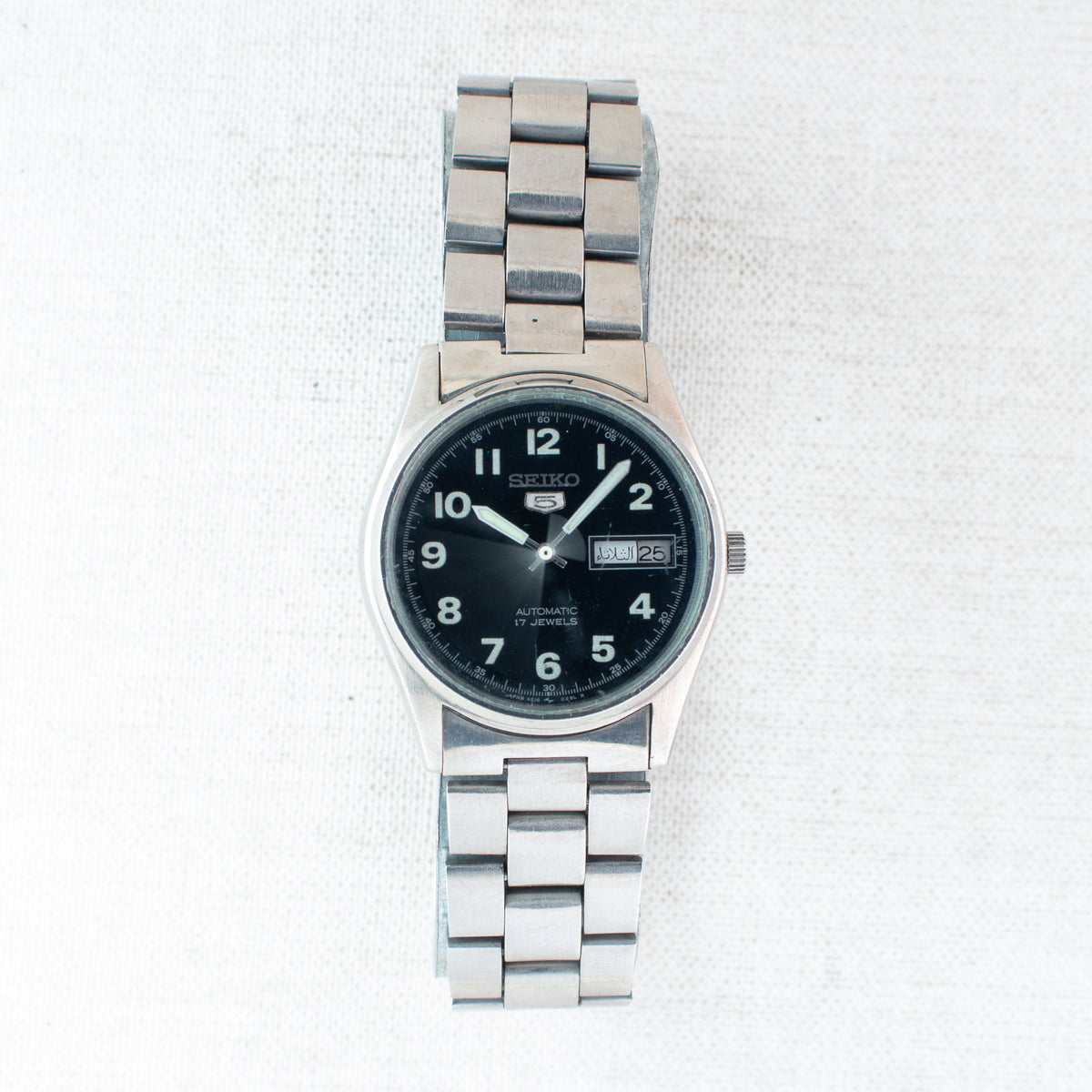 Vintage Seiko 5 4216-0020 Automatic 17J Black Dial Day Date Wristwatch