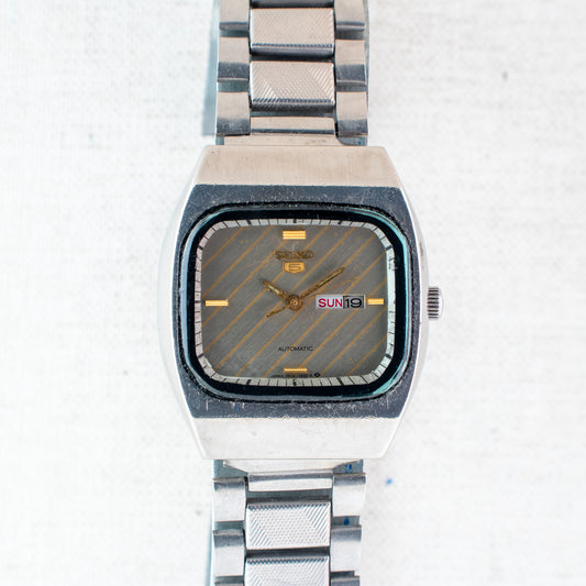 Vintage Seiko 5 2906-5590 Automatic 17J Grey Dial Day Date Wristwatch