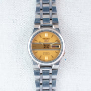 Vintage Seiko 5 4227-00C0 Automatic 21J Gold Dial Day Date Wristwatch