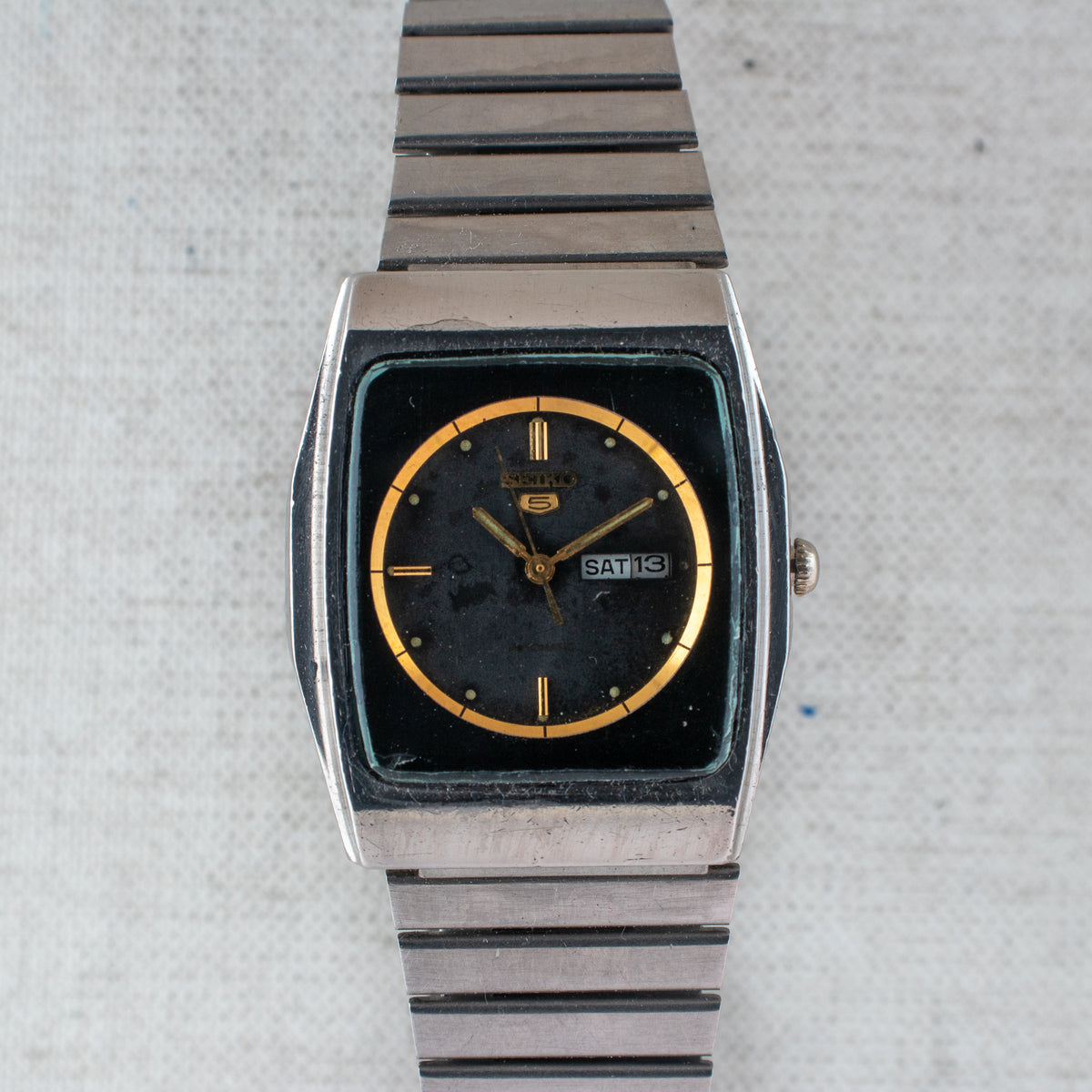 Vintage Seiko 5 2906-075A Automatic 17J Black Dial Day Date Wristwatch