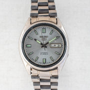 Vintage Seiko 5 7S26-3040 Automatic 21J Silver Dial Day Date Wristwatch