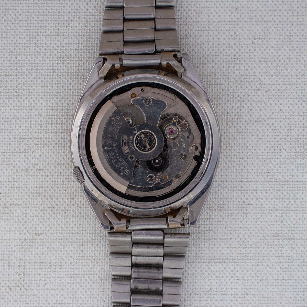 Vintage Seiko 5 7S26-3040 Automatic 21J Silver Dial Day Date Wristwatch