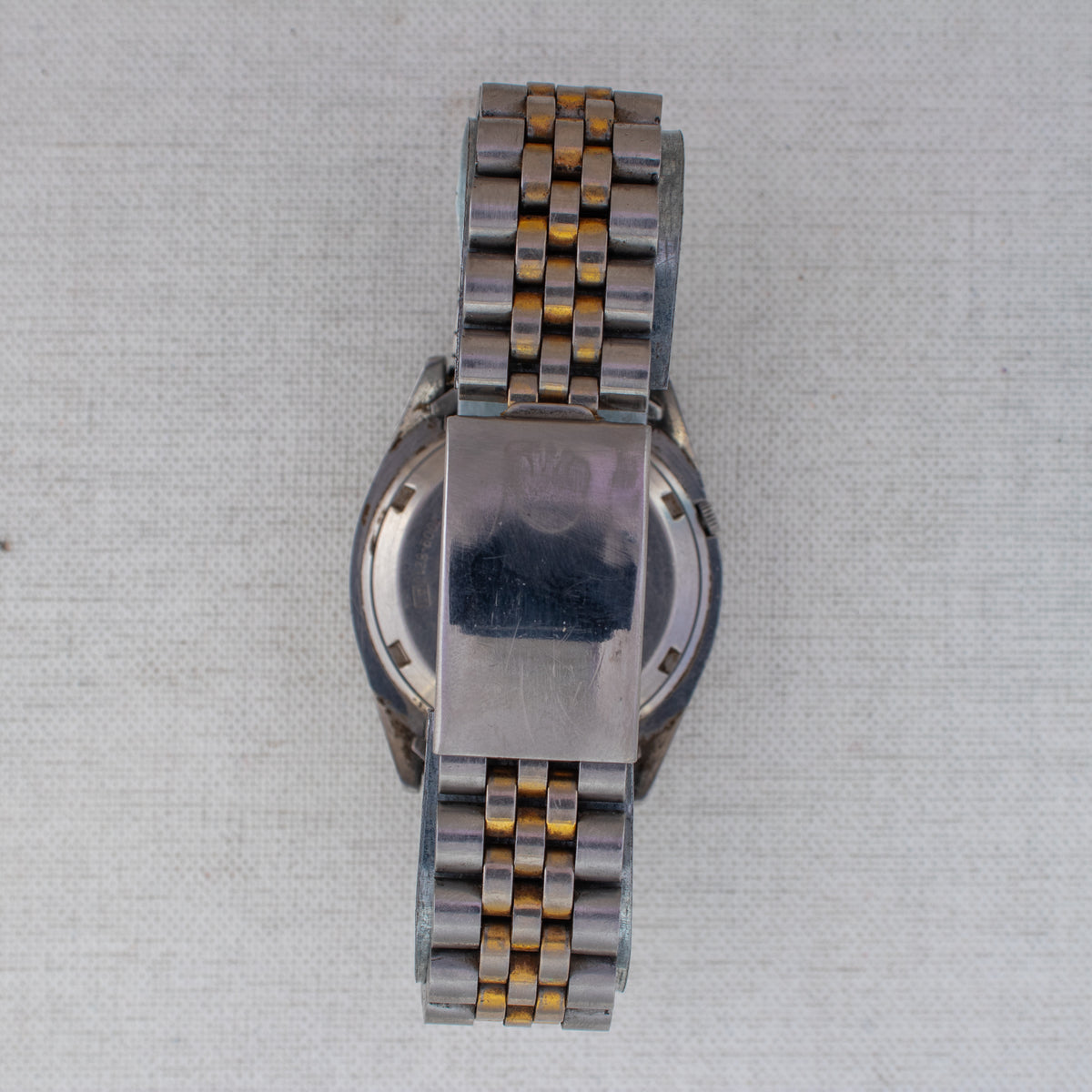 Vintage Seiko 5 7009-821J Automatic 17J Silver Dial Day Date Wristwatch
