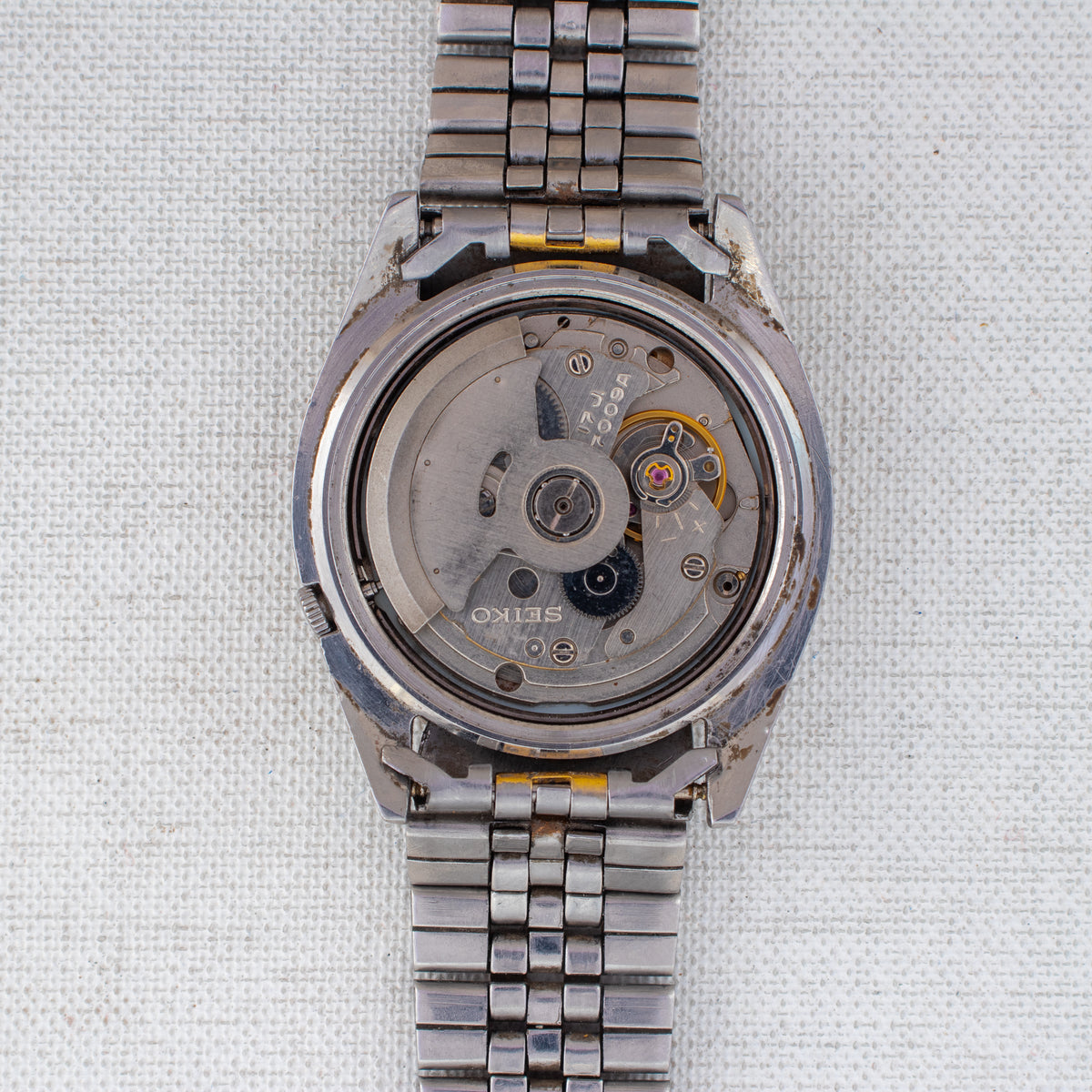 Vintage Seiko 5 7009-821J Automatic 17J Silver Dial Day Date Wristwatch
