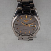 Vintage Seiko 5 7S26-8210 Automatic 21J Grey Dial Day Date Wristwatch