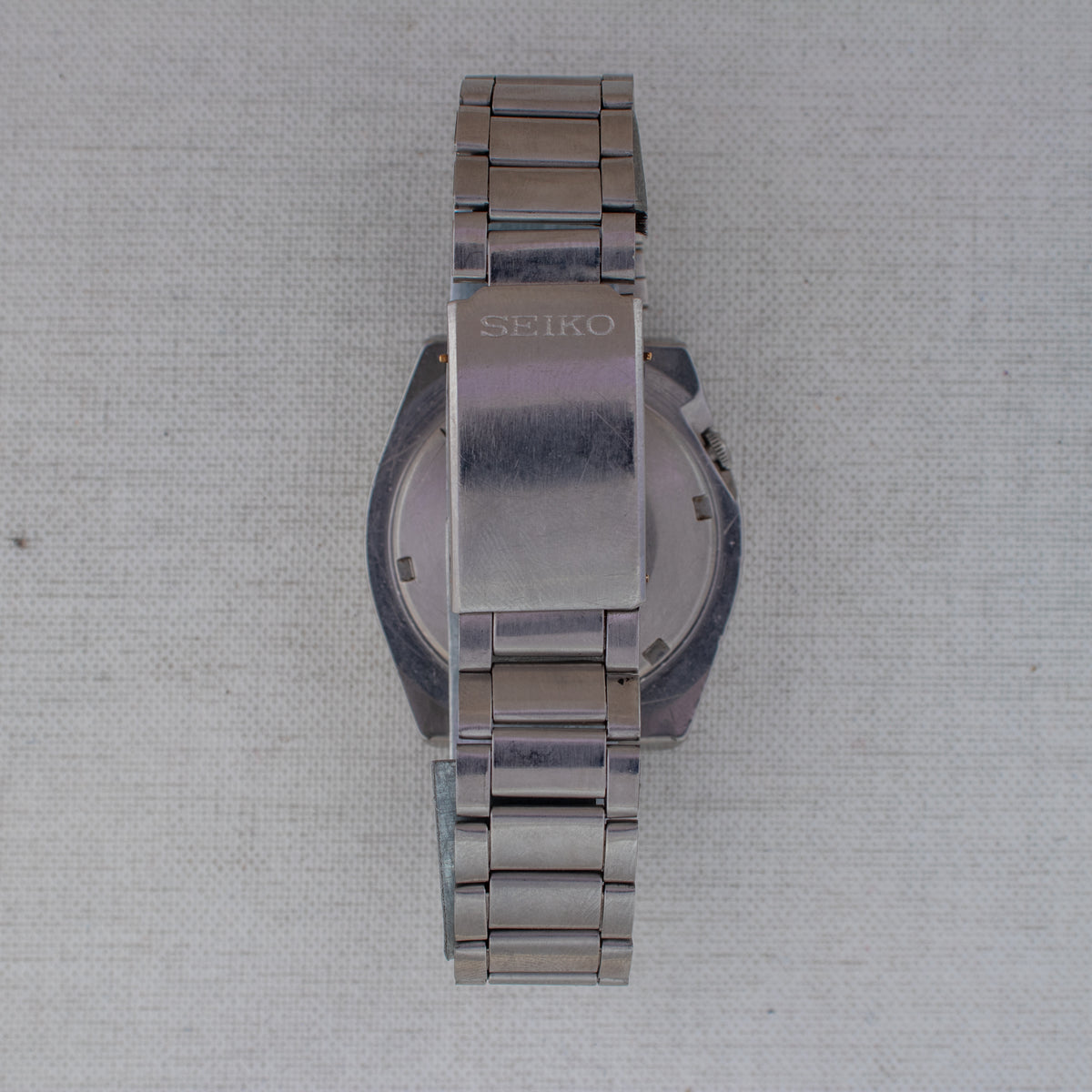 Vintage Seiko 5 7009-885R Automatic 17J Cream Dial Day Date Wristwatch